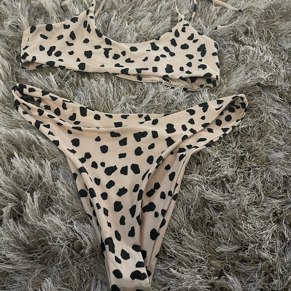Leopard Print Bikini Set - Picture 3 of 6
